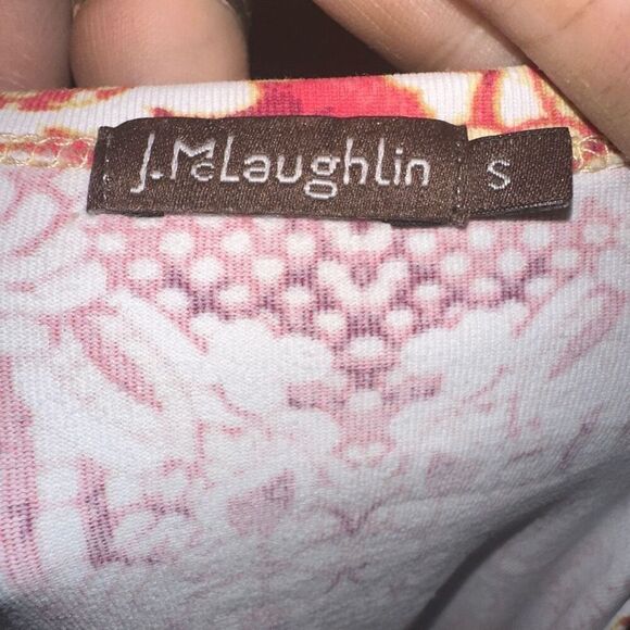 J McLaughlin weekender resortwear Catalina floral top - Picture 3 of 3